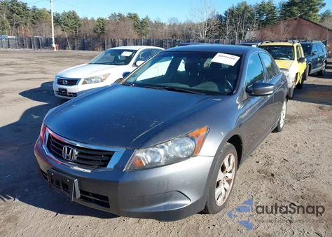 2008 Honda Accord 2.4 Ex-L z USA, uszkodzony, nr VIN JHMCP268X8C077727